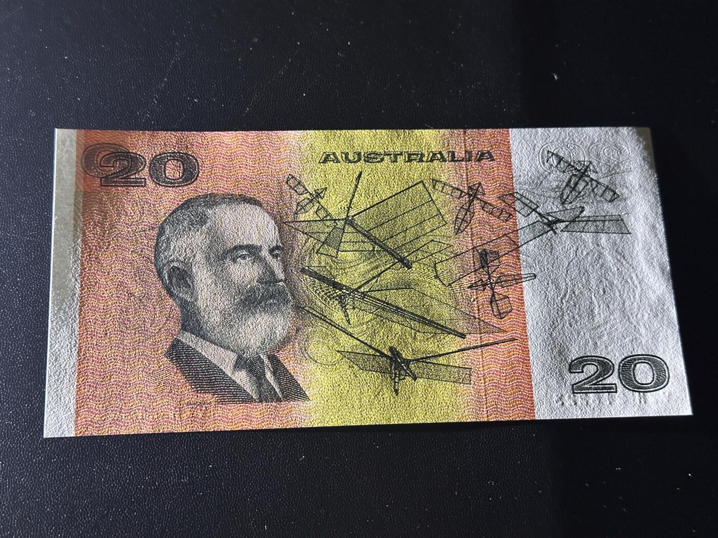 《外钞收藏家》第六百二十六期（精品场）（长期征集拍品、欢迎藏友们联系合作） 澳大利亚纸币版 20元 全新UNC 无47