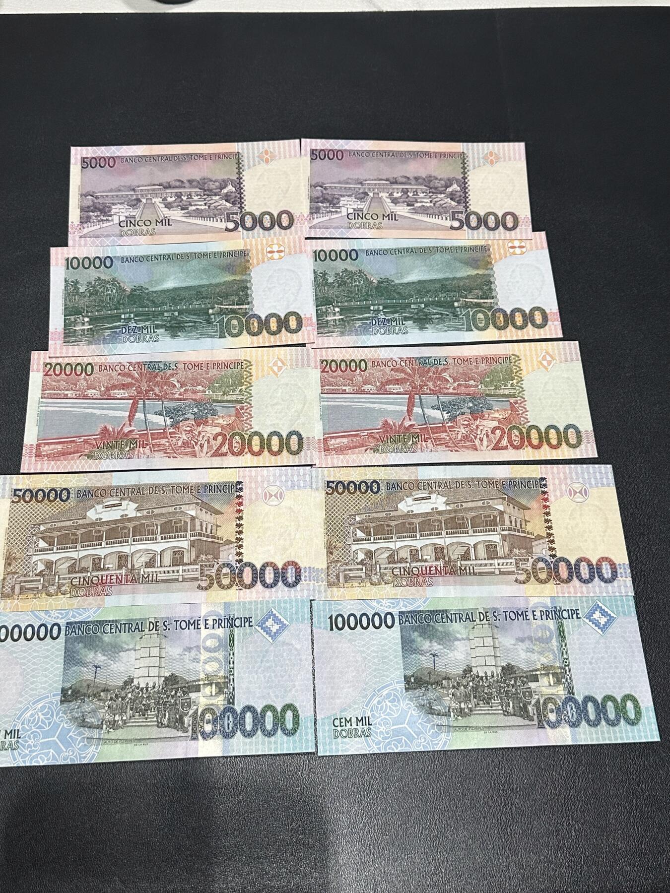 《外钞收藏家》第六百二十六期（精品场）（长期征集拍品、欢迎藏友们联系合作） 圣多美与普林西比上一版本5张共2套（大部分全程无47，全部都是首发字冠）	UNC