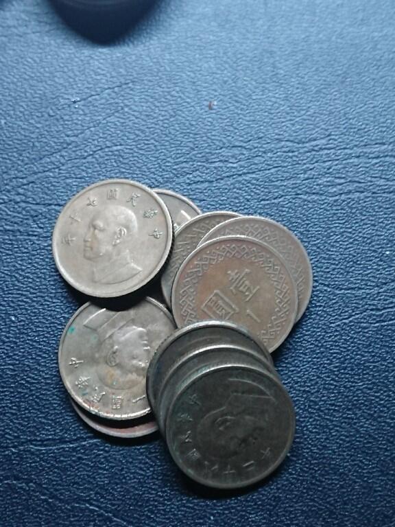 松南世界钱币——260409 台湾八九十年代1元铜币10枚