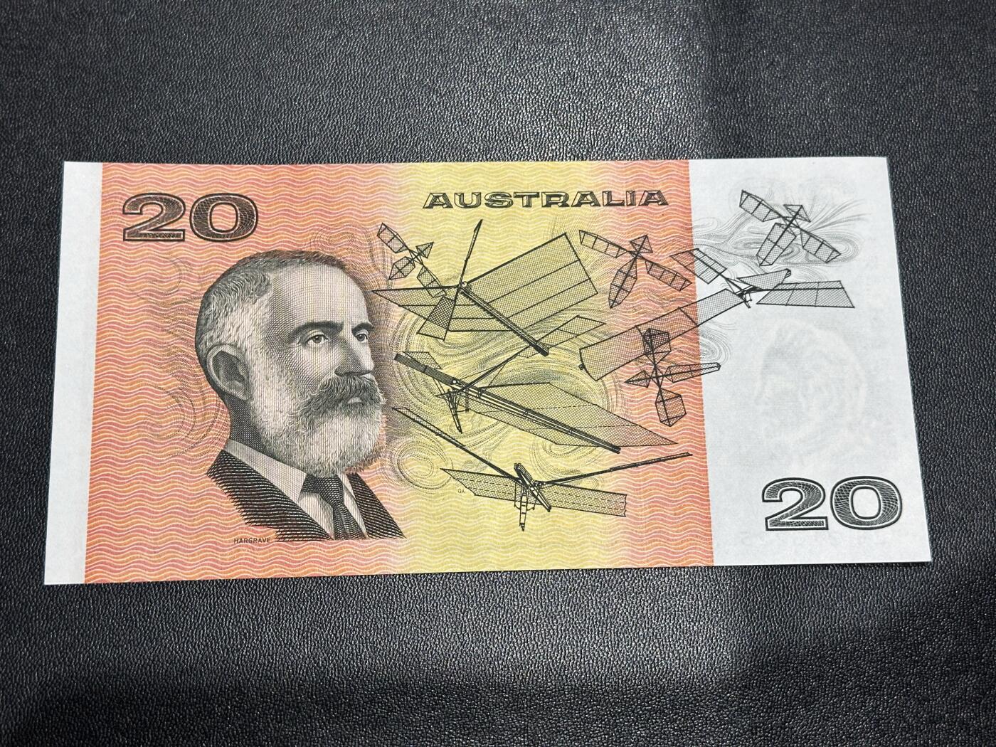 《外钞收藏家》第六百二十六期（精品场）（长期征集拍品、欢迎藏友们联系合作） 澳大利亚纸币版 20元 全新UNC 无47