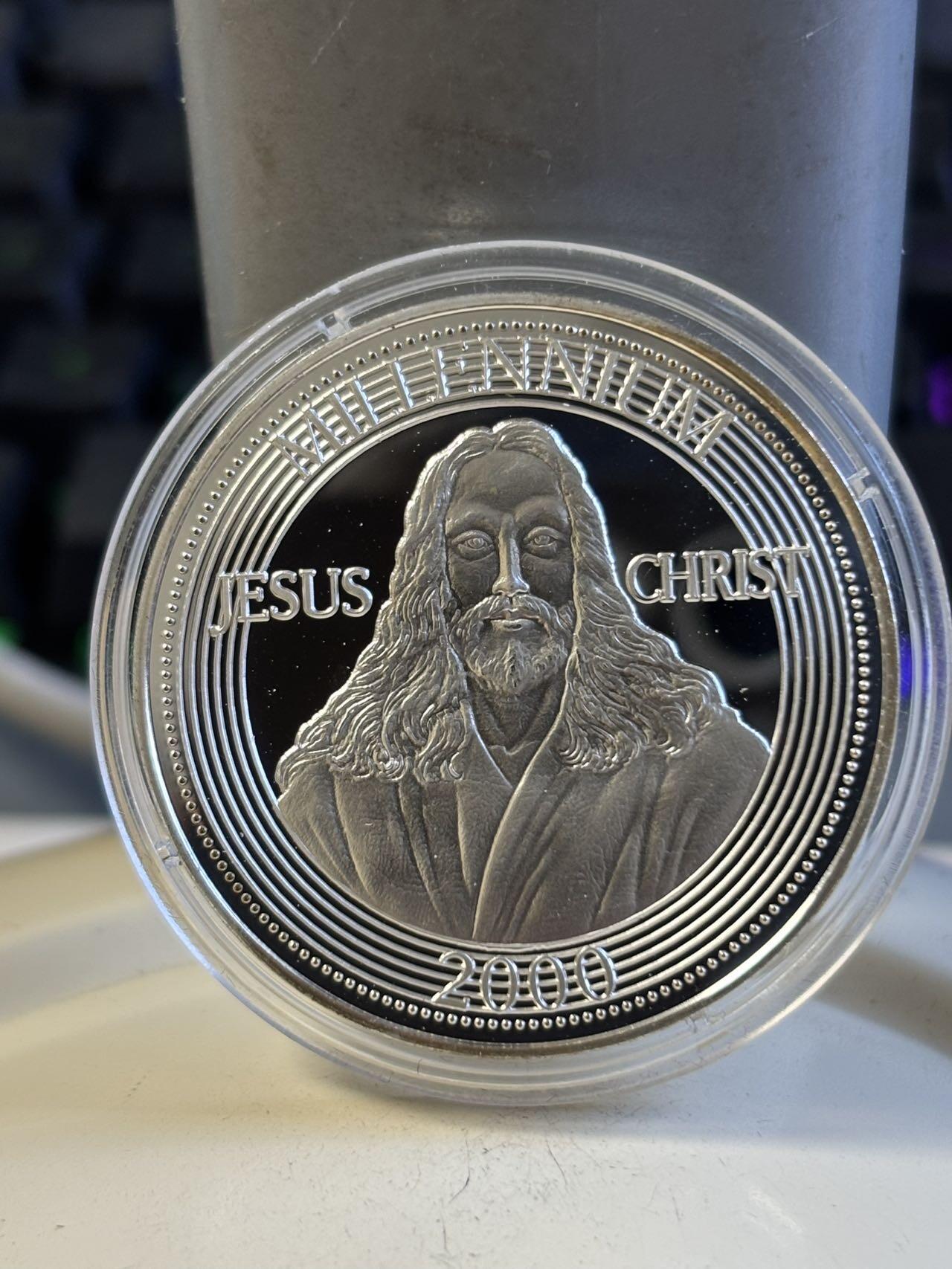 第197期拍卖 刚果2000年千禧年系列丢勒自画像精制纪念银币，925银，20克，有氧化，发行5000枚