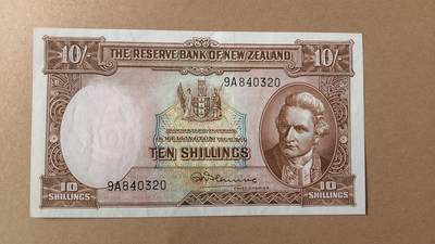 【礼羽收藏】🌏世界钱币拍卖第132期 - 新西兰纸币1960-1967年版10先令 库克船长，品相如图AU左右