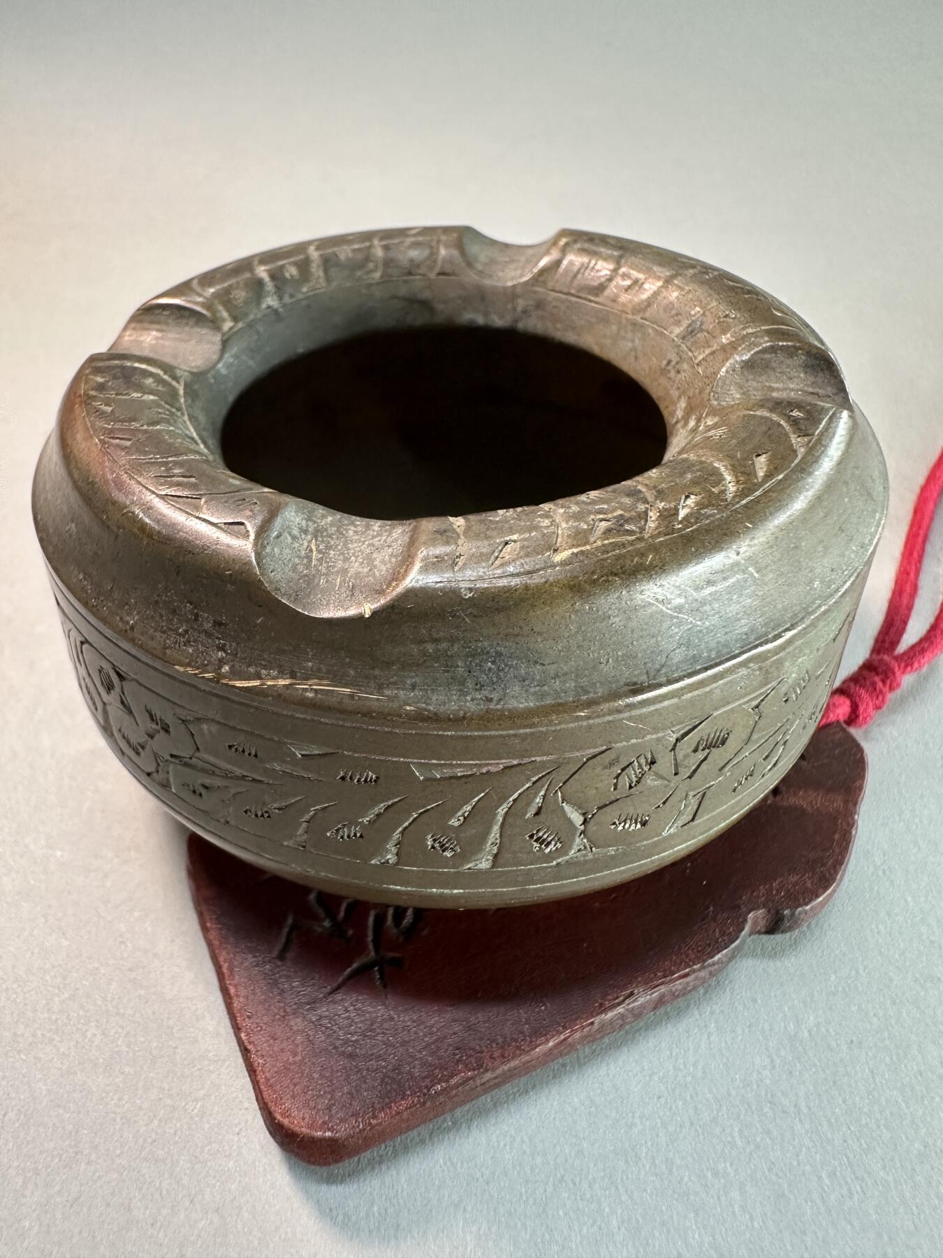 民国至建国初老黄铜刻花铜烟灰缸 传世良美品 包老保真 烟具雅器