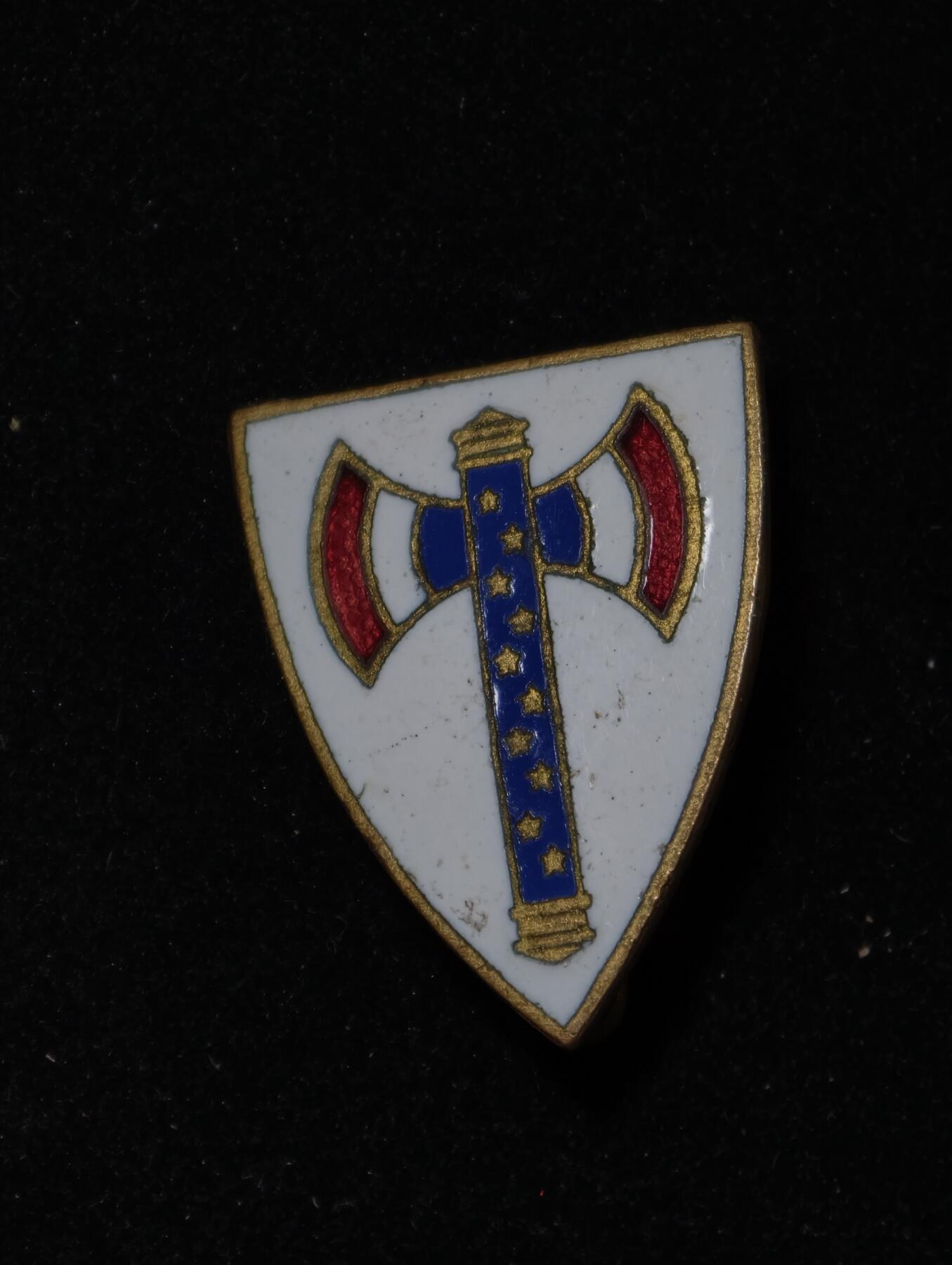 凯旋世界勋赏（第23期）（欢迎送拍）（对拍品有疑问请询问客服，不接受到手刀，出价默认拍品品相。请认真阅读拍卖规则！出价默认已认可！）（收到货请录制开箱视频，无视频概不处理问题。） 。