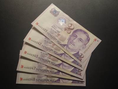 2026四月第二期，总第223期 - 新加坡2000年新千年2元纪念钞批量五张UNC微潮