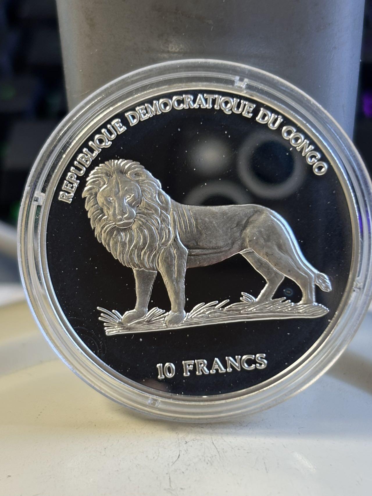 第197期拍卖 刚果2000年千禧年系列丢勒自画像精制纪念银币，925银，20克，有氧化，发行5000枚