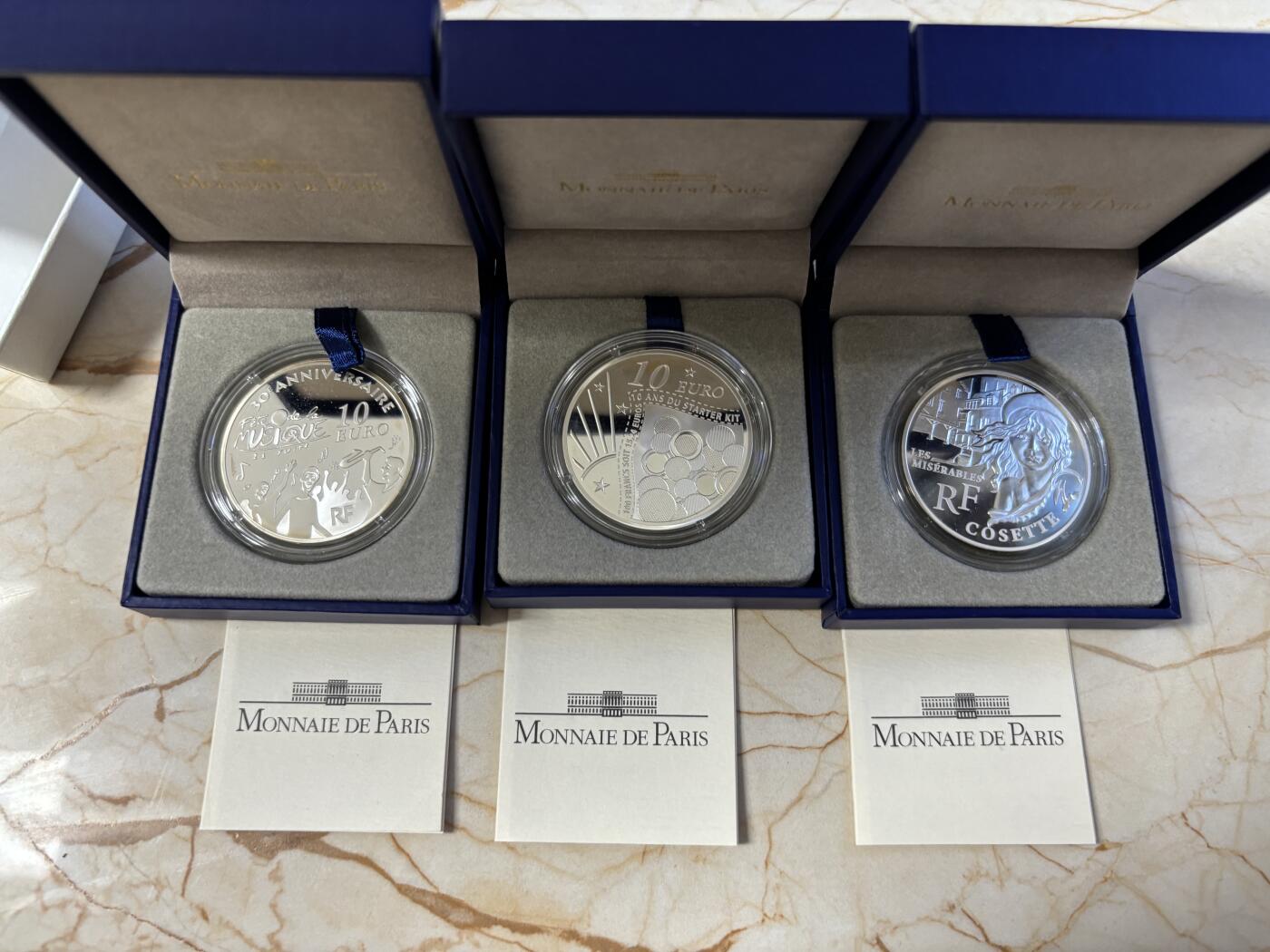 第197期拍卖 法国2011年纪念银币3枚套，900银，22.2克*3，发行10000枚