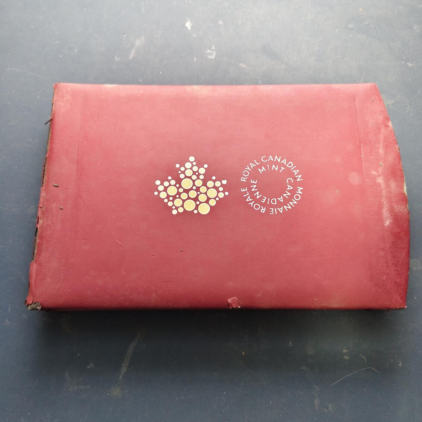 【全场包邮】纯粹捡漏拍521场 加拿大2015年Specimen Set官方封装套币-含特别版蓝松鸦1元（仅随套币发行）-盒证全