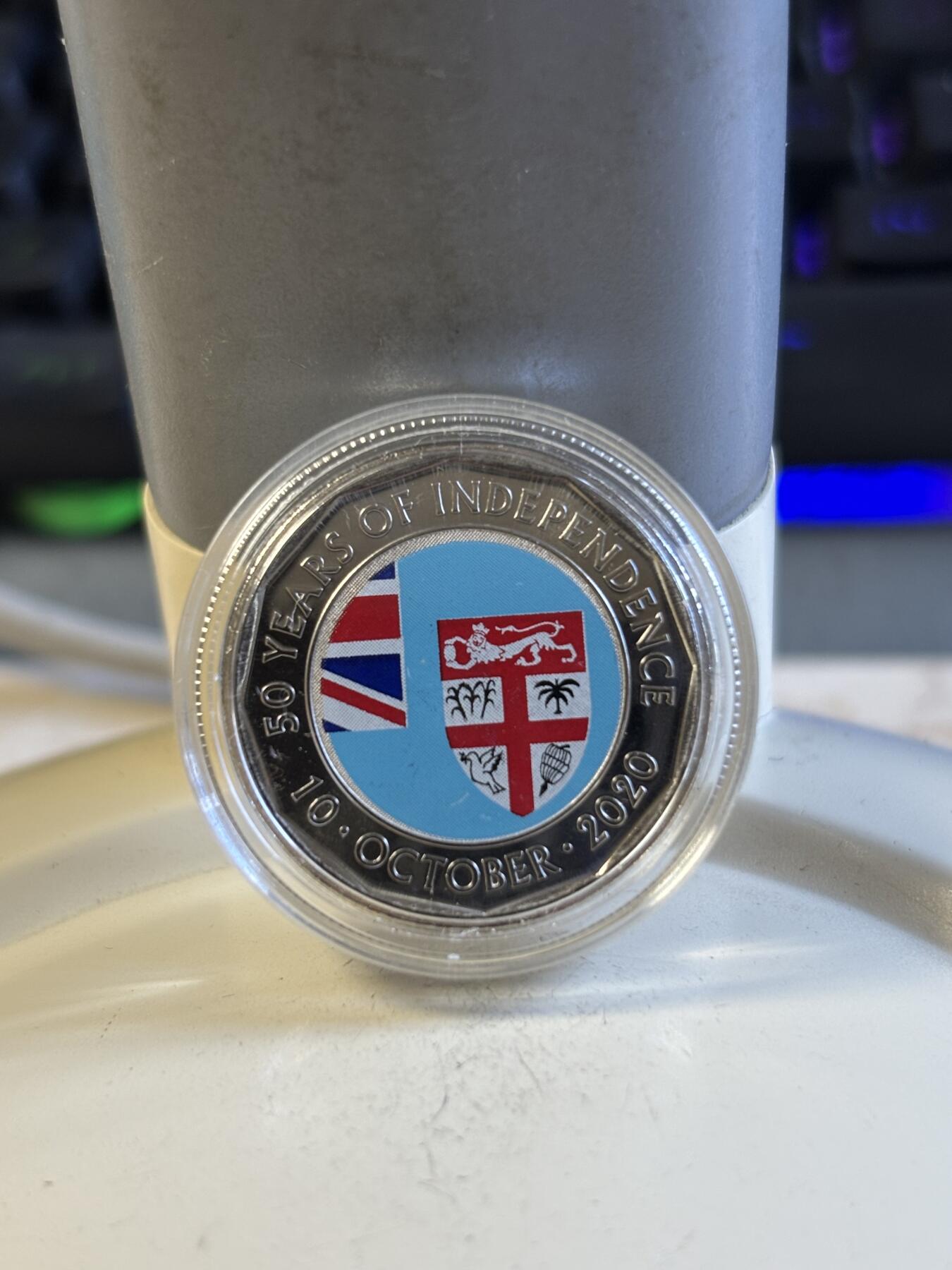 第197期拍卖 斐济2020年独立50周年50分彩色纪念币