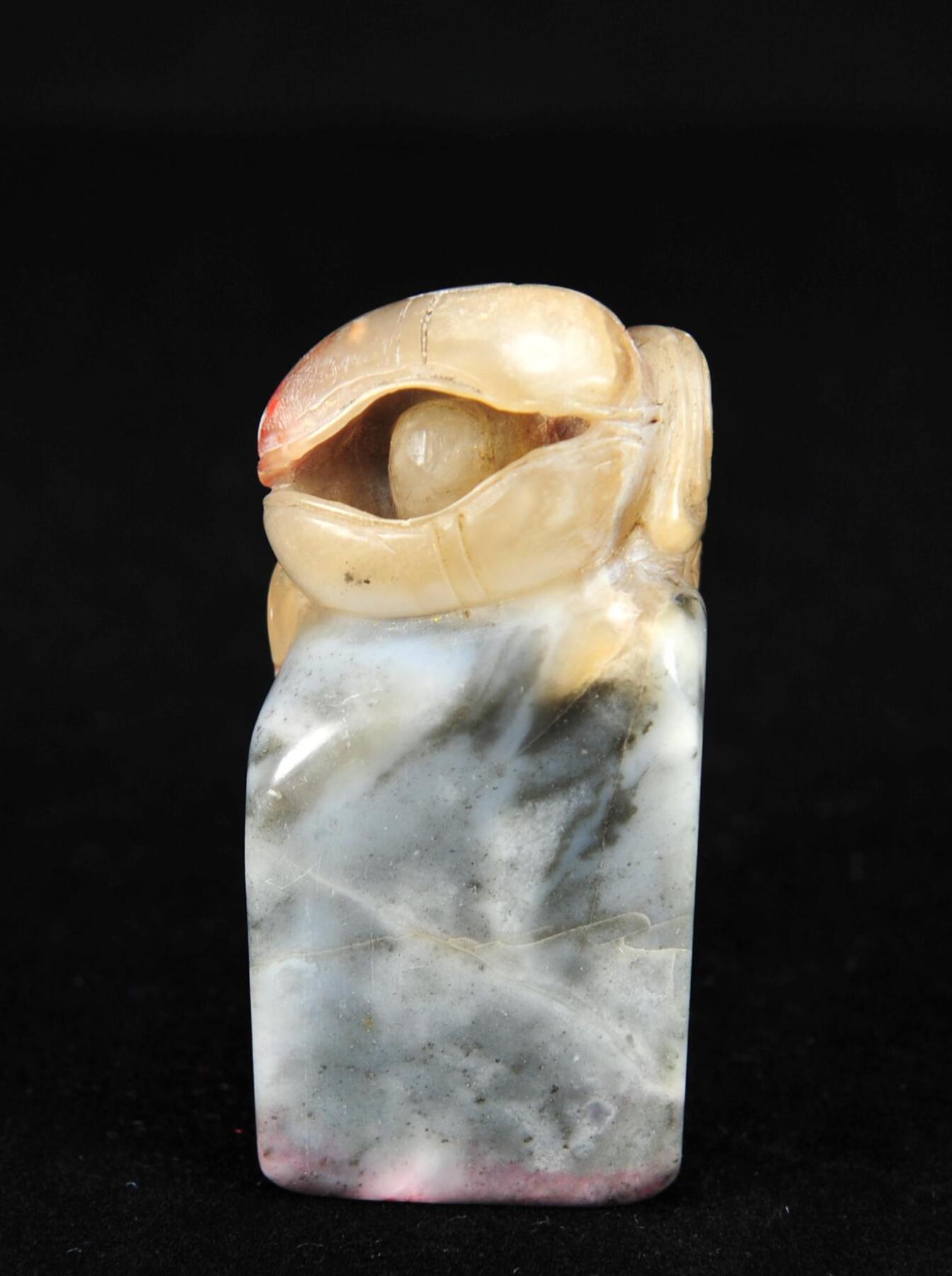  碧月说宝.近现代名家篆刻印章专场-纪晓岚纪念馆原馆长旧藏 寿山巧雕万福钮印章