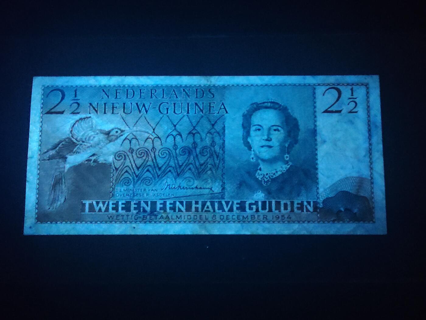 2026四月第二期，总第223期 荷属新几内亚（现新几内亚岛的一部分）1954版2.5盾AUNC，极其稀有的地区纸币，朱丽安娜女王，新几内亚此时期发行的纸币几乎难得一见