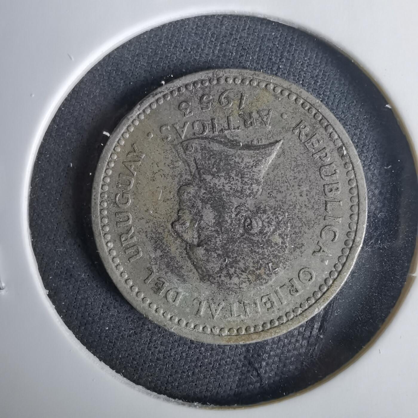 沼泽如烟--第1049场 乌拉圭1953年五分