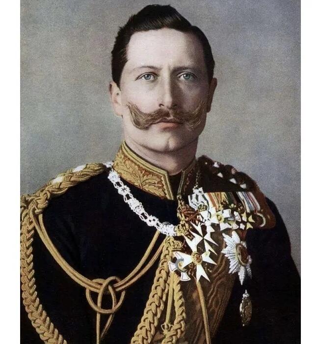 【艺术】德国艺术大章 威廉二世+三皇之年+鹰徽 高浮雕精制彩色超大镀金章70MM 121克