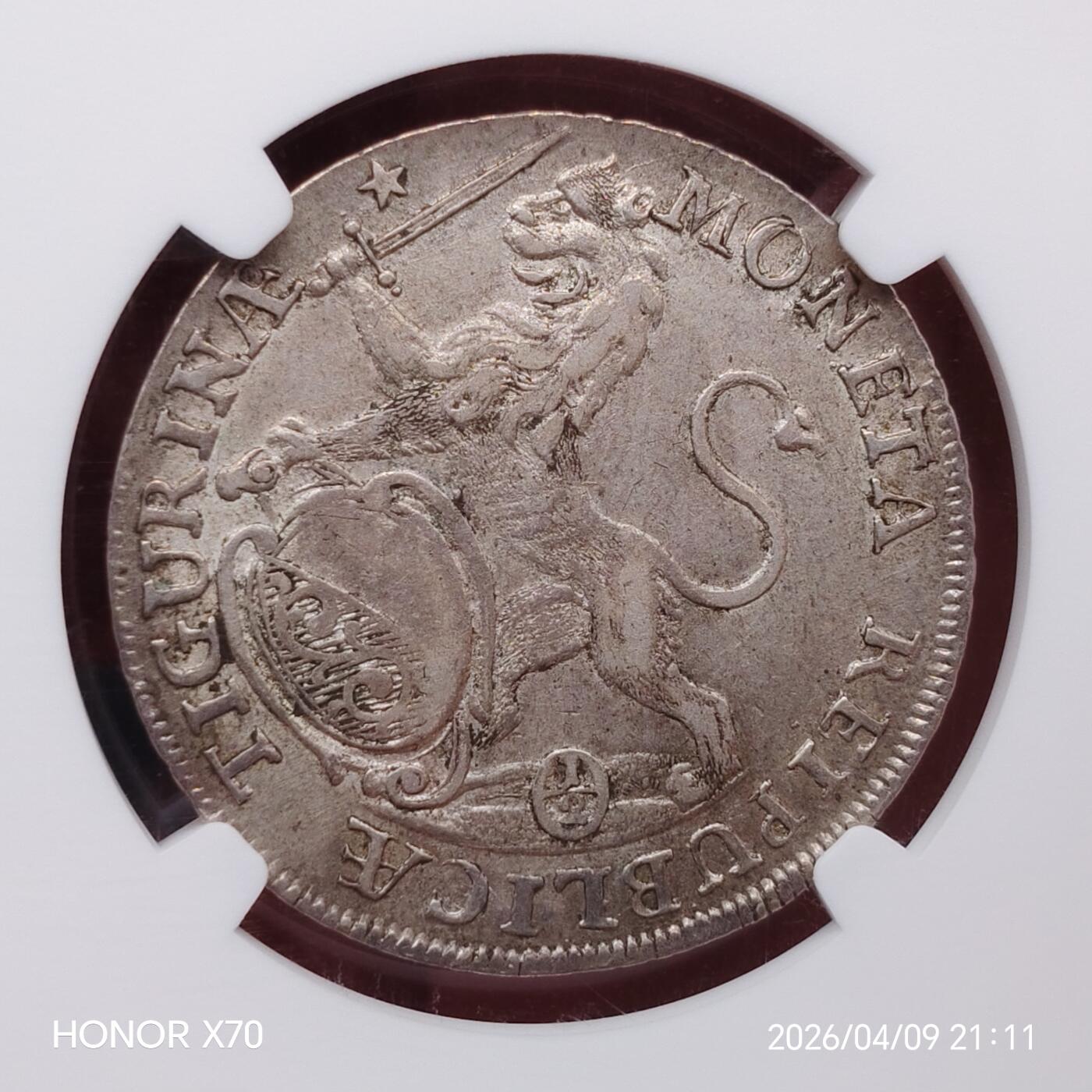 瑞士苏伊士1768年1/2盾景观银币