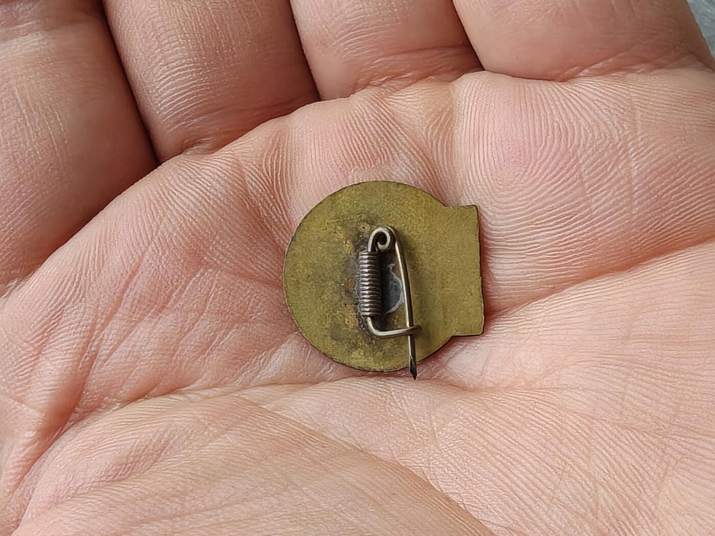 社会主义国家早期徽章符号专拍