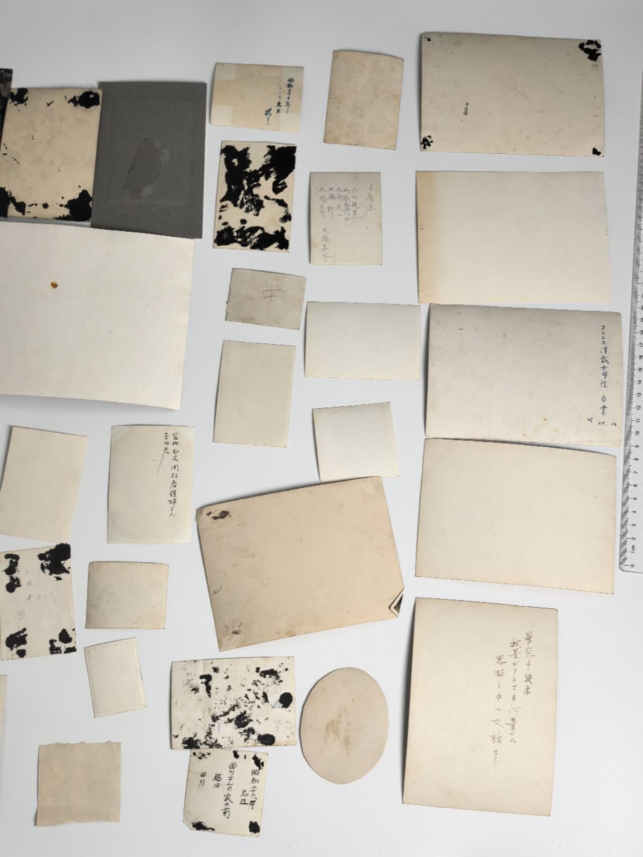 小驴勋章奖章收藏4月11日周六晚六点拍卖（珍爱和平，收藏战争，铭记历史，勿忘国耻，忠党爱国。有偿代拍，送拍规则在简介最后，参拍须阅读规则后再参拍，关系到运费包装发货时效真假辨别等关键信息，拍卖时不再发原图，看大图店主微信码在拍卖店铺介绍里）