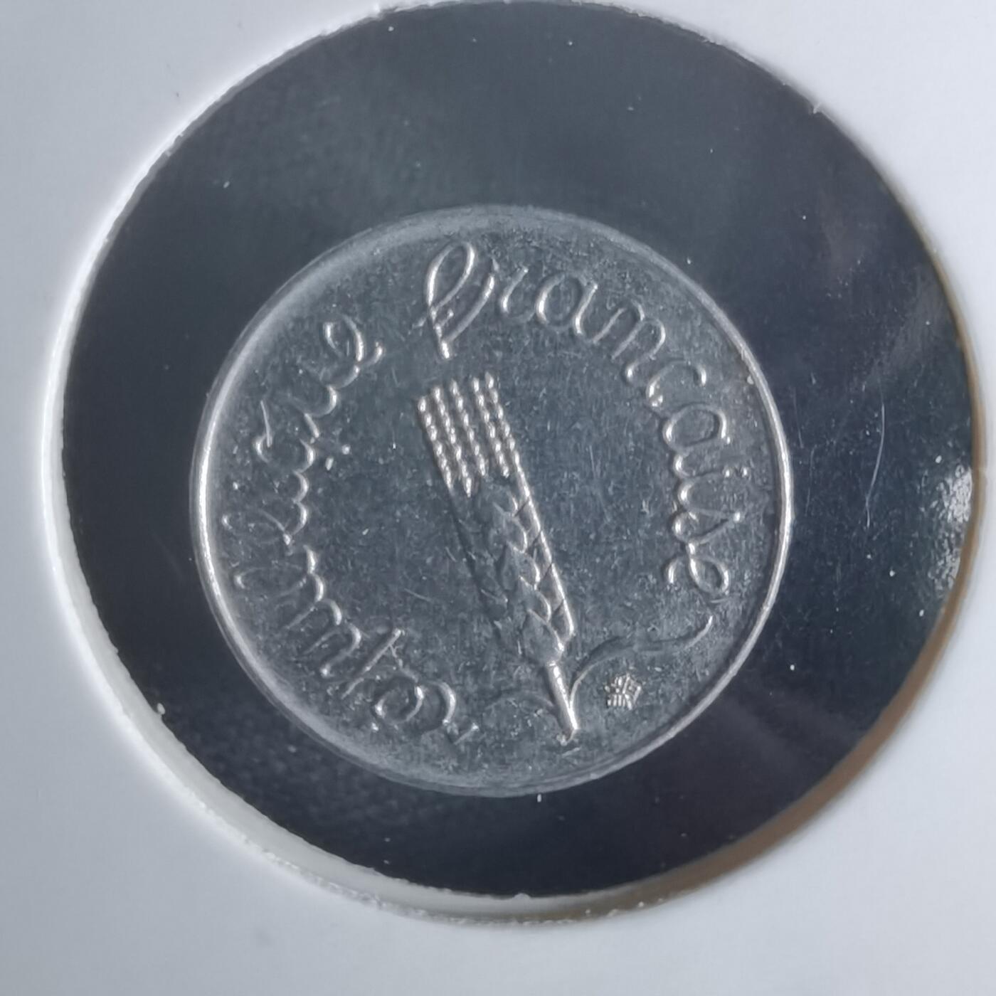 沼泽如烟--第1048场 法国1970年一分