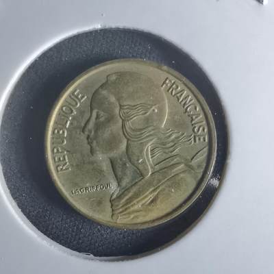 沼泽如烟--第1048场 - 法国1970年五分