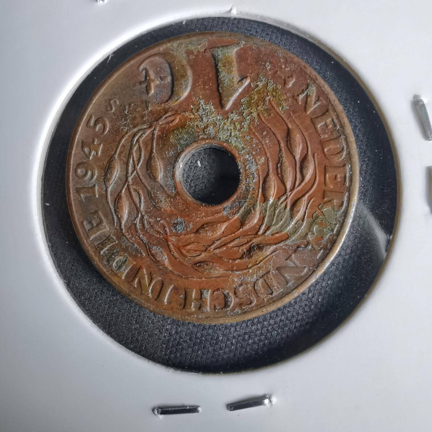 沼泽如烟--第1049场 荷属东印度1945年1分