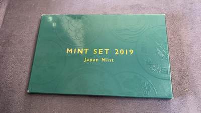 日日生财—方圆世界（全场包邮）第三场 - 日本造币局2019年（平成31年）发行的‌MINT SET 2019（野猪）纪念币套装‌