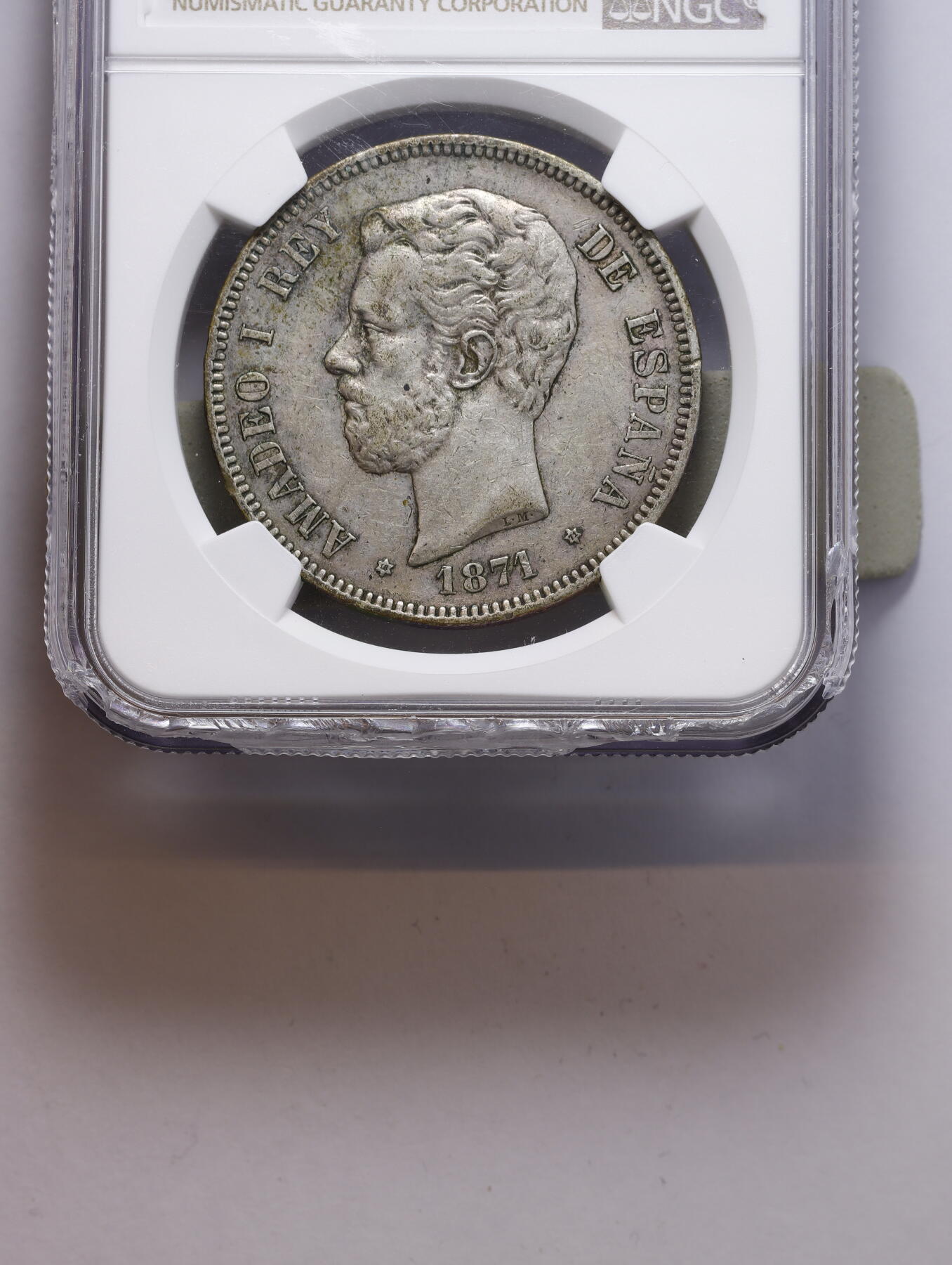 观钱 近现代机制币拍卖No.008（全场顺丰包邮，不区分偏远地区）  1871 (71) 西班牙阿玛迪奥一世 5 比塞塔双柱银币 NGC AU50 盒子下方有磕损，介意勿拍