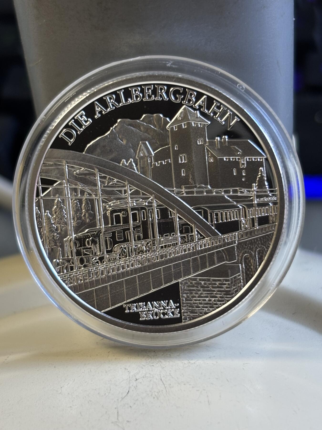 第197期拍卖 奥地利2009年铁路系列5电气化铁路精制纪念银币，900银，18克，发行50000枚