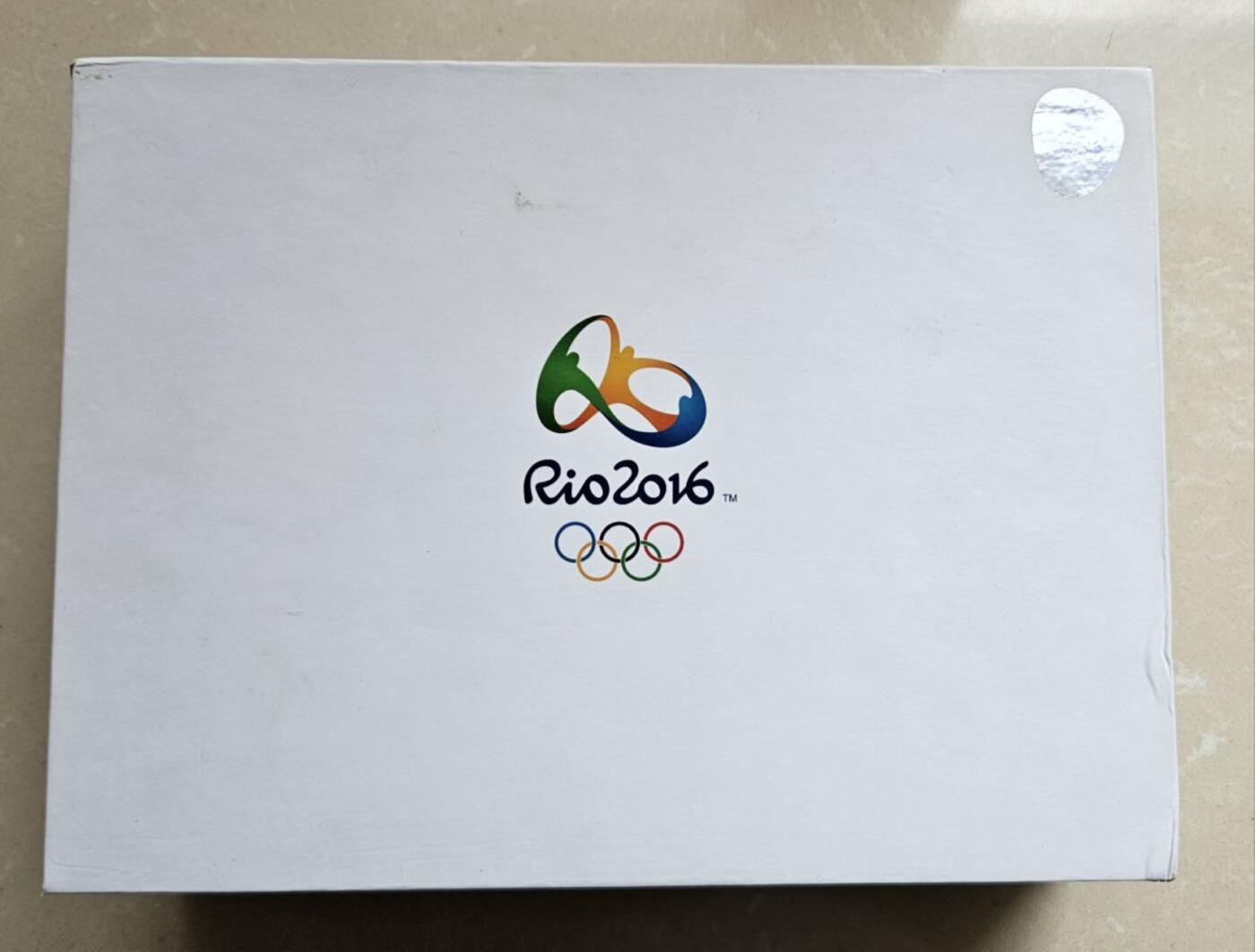 【币将精彩】世界钱币拍卖（2026-4-15） 巴西2016年奥运会纪念币双金属币16枚四组大全套官方珍藏册，带包装证书，只展示第一组。