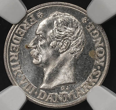 修遠堂世界钱币第111期 - NGC MS65 1907年丹麦10欧尔银币，底板有类镜面感