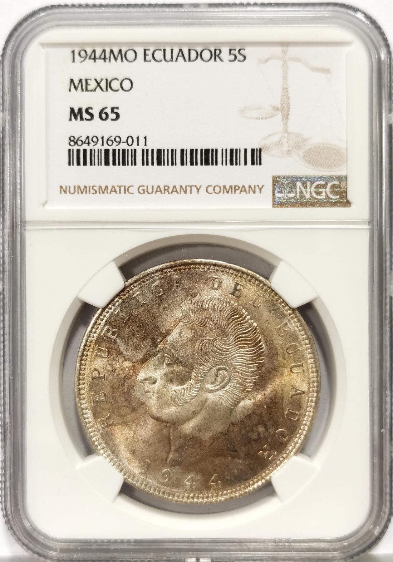 博洋堂世界钱币拍卖第168期（全场包邮） NGC MS65 厄瓜多尔1944年5苏克雷大银币，极美五彩包浆，光度非常好，极美状态，一步到位的品相。