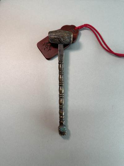 民国老黄铜錾花竹节柄花鸟纹小铜锤 传世良美品 民俗文玩雅器 - 民国老黄铜錾花竹节柄花鸟纹小铜锤 传世良美品 民俗文玩雅器