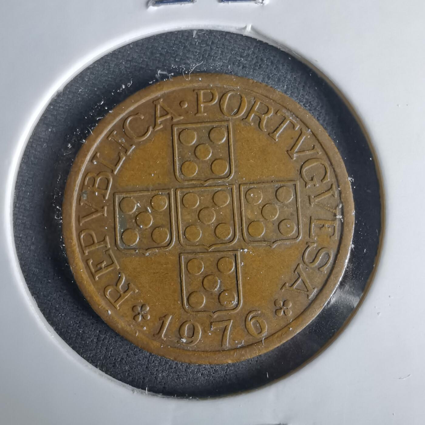 沼泽如烟--第1049场 葡萄牙1976年50分