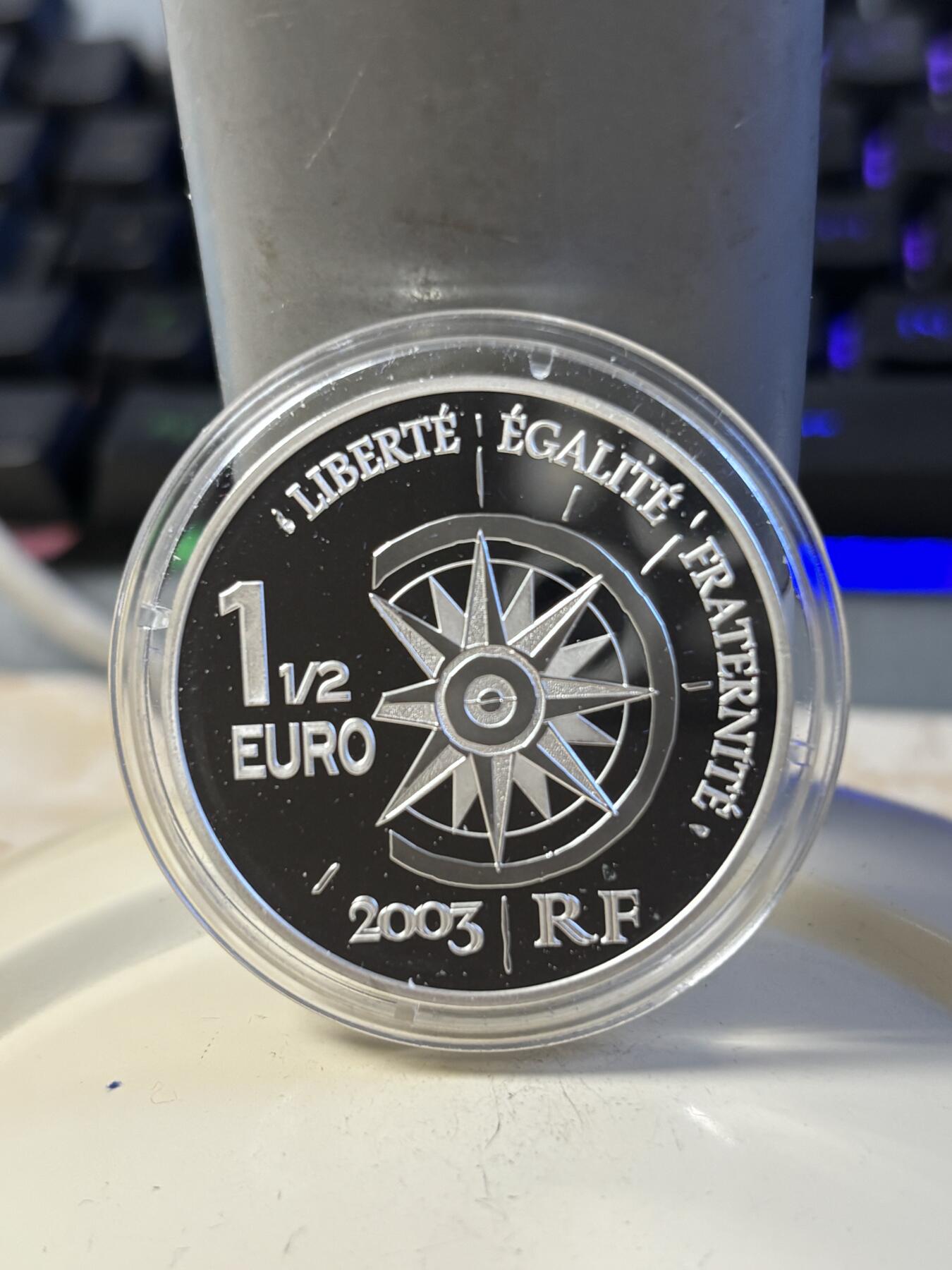 第197期拍卖 法国2003年环游世界系列精制银币套3枚套，22.2克*3，发行 15000套