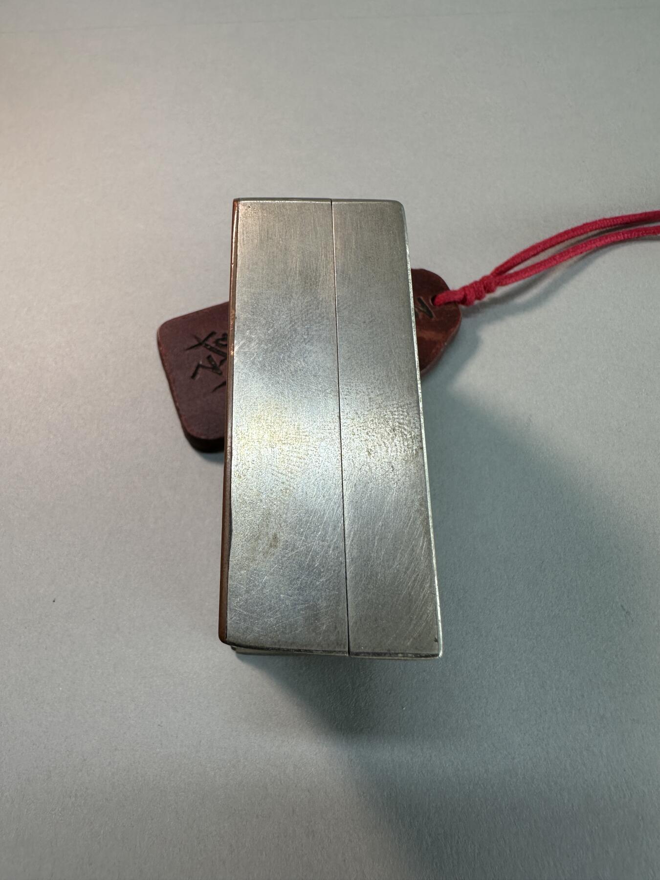 民国老白铜瓦当形草虫芭蕉竹纹铜墨盒 底款荣宝 传世良美品 文房雅器（非荣宝斋真品）