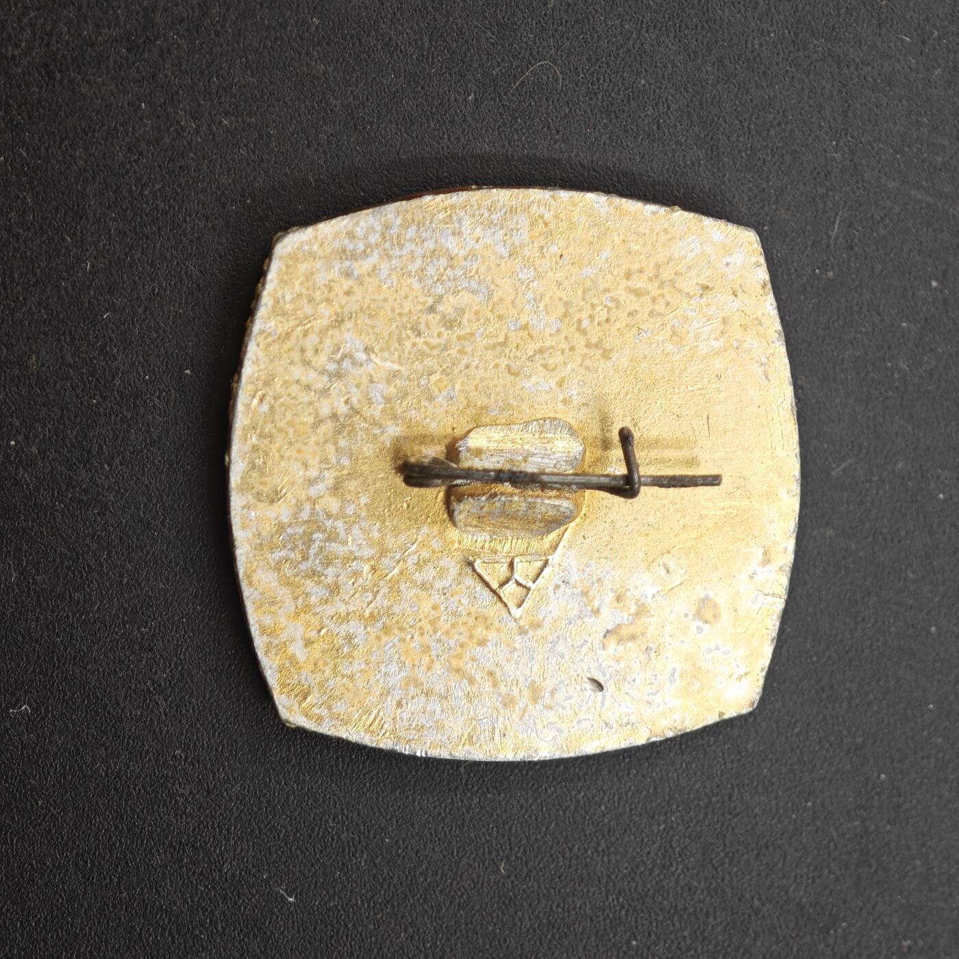 4月11日结束，成斌徽章钱币专场 苏联纪念章