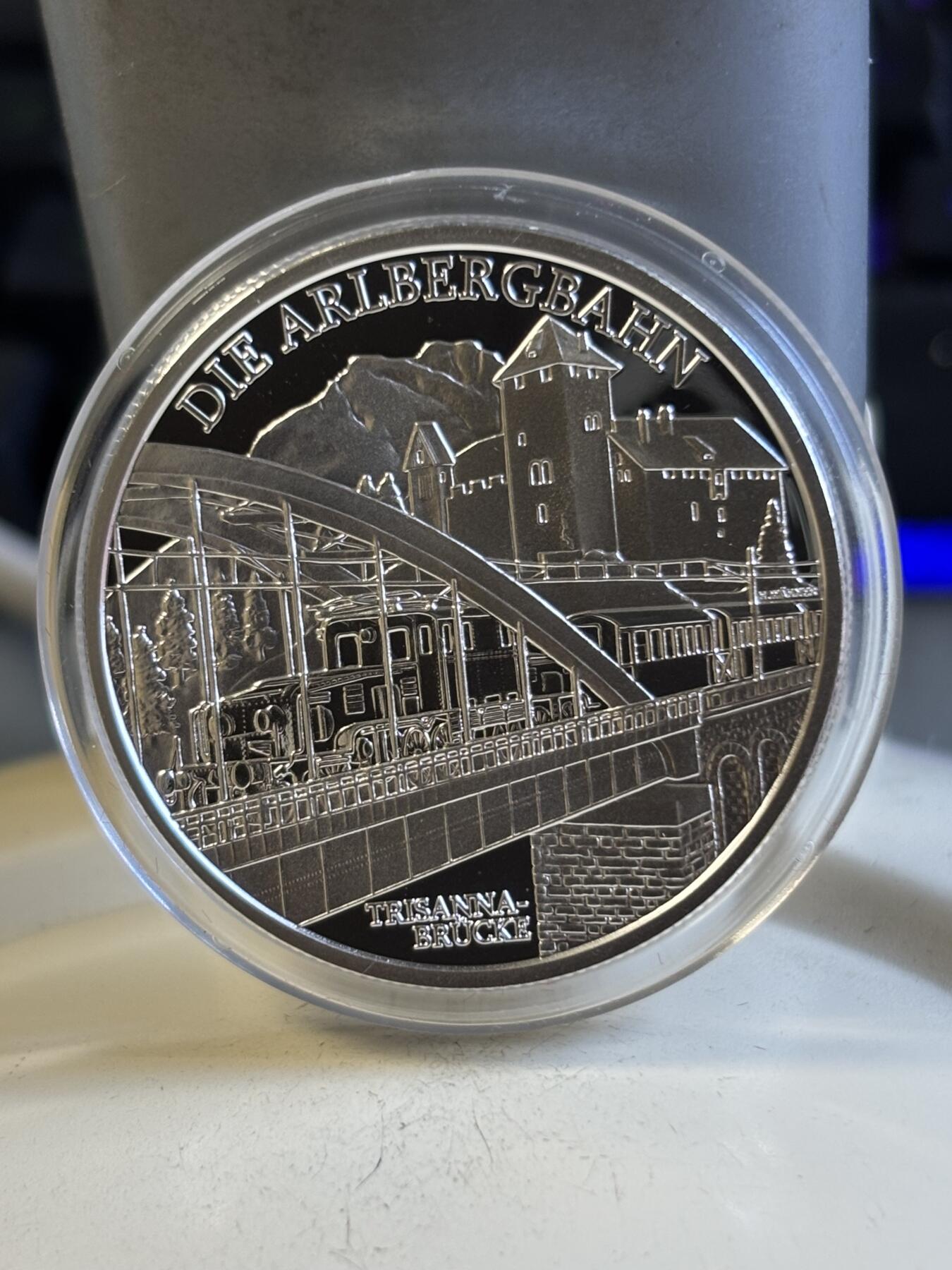 第197期拍卖 奥地利2009年铁路系列5电气化铁路精制纪念银币，900银，18克，发行50000枚