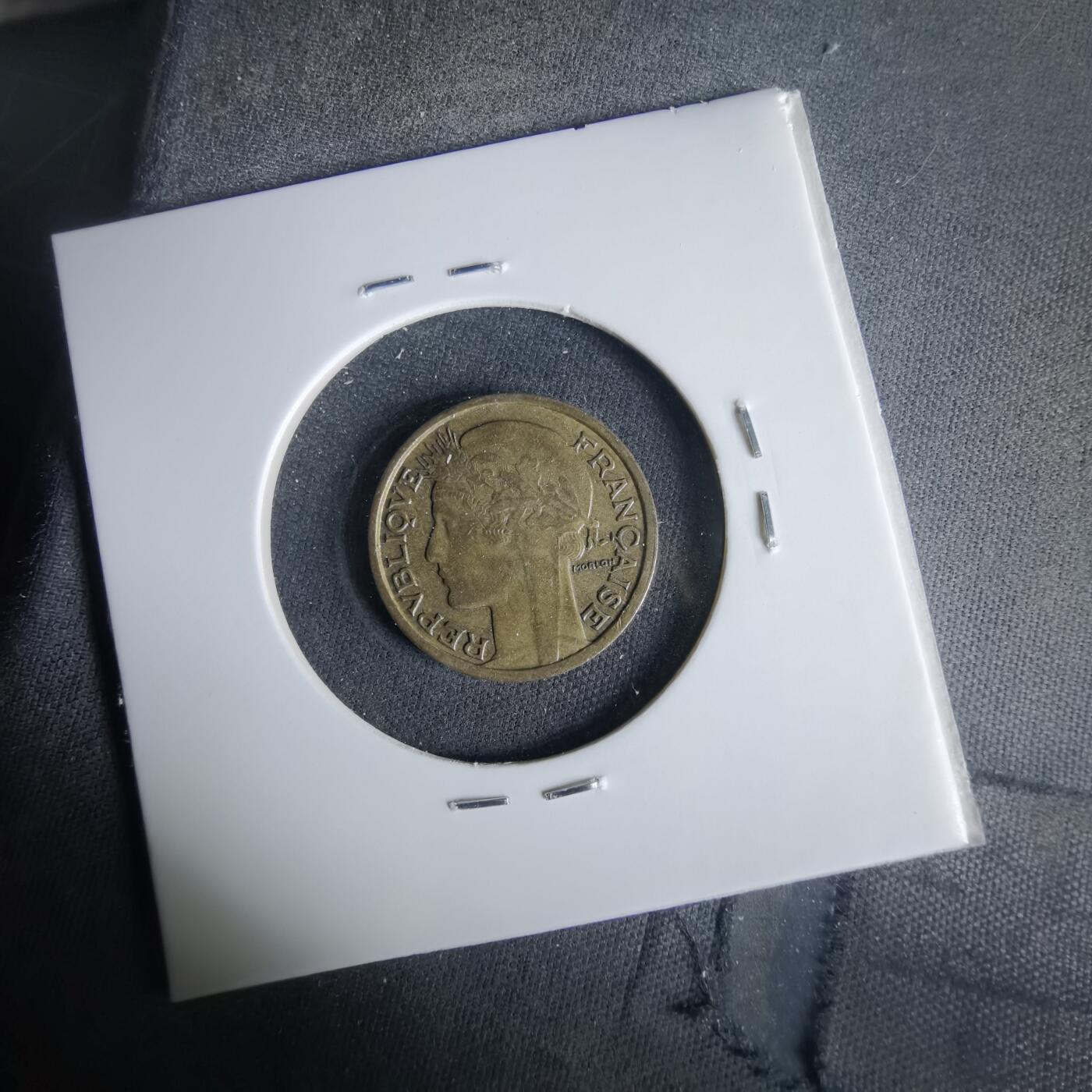 沼泽如烟--第1049场 法国1941年50分