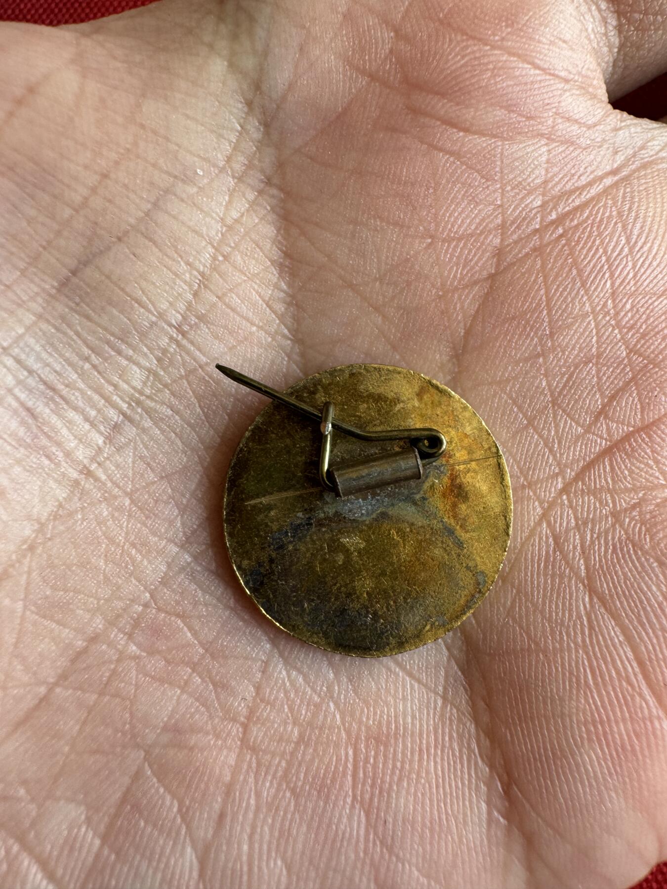 五哥徽章群   11号周六晚上八点4群联拍 国庆