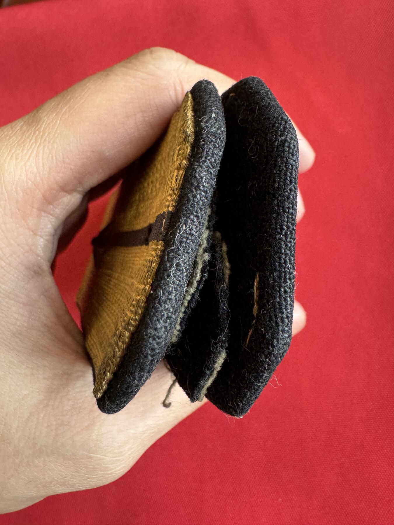 五哥徽章群   11号周六晚上八点4群联拍 肩章