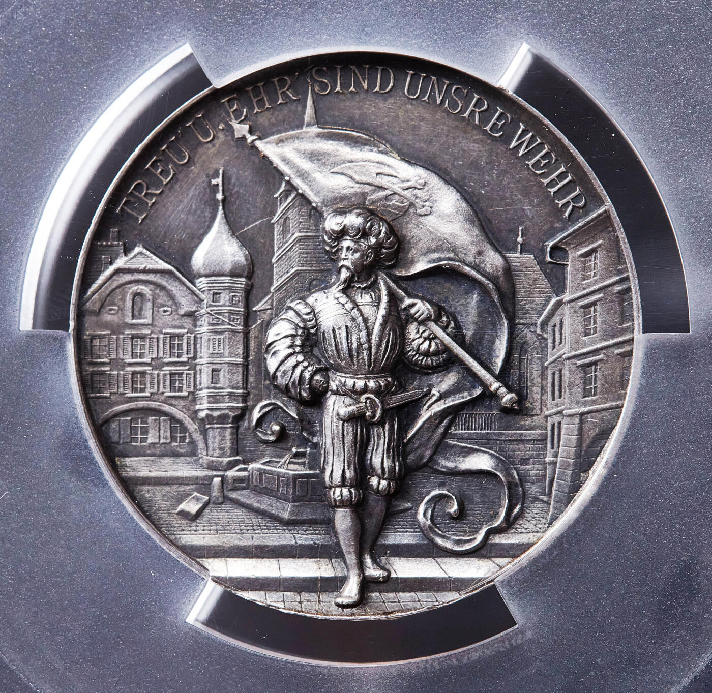 【俄甄集藏】满园春色-2026年(051)04-22星期三 晚 19:30 全场包邮 瑞士1893年纪念伯尔尼射击节大银章，PCGS SP63，酱彩包浆，高浮雕，经典品种，直径：45mm