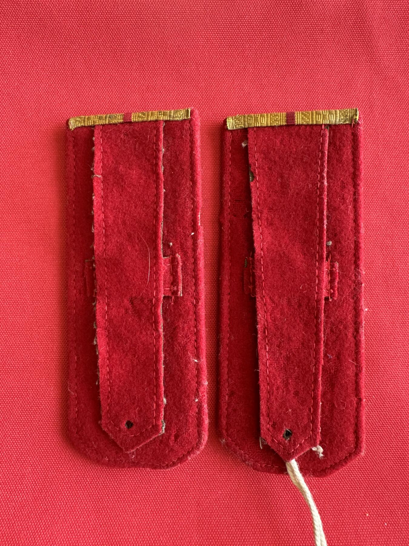 五哥徽章群   11号周六晚上八点4群联拍 肩章