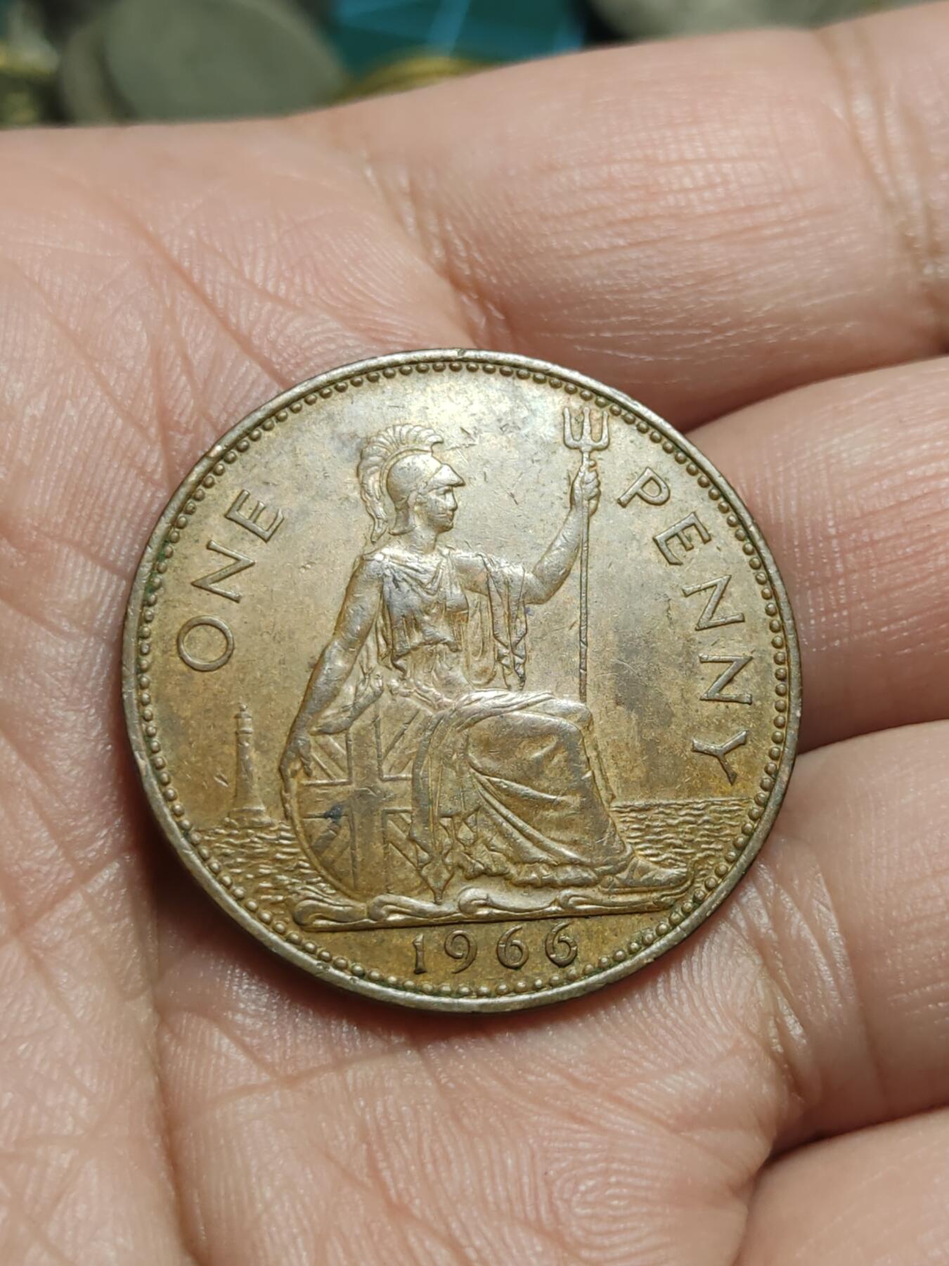 2026年第四十三场(总第二百一十二场）外国好品散币场(免佣金) 英国🇬🇧1966年1便士(伊丽莎白二世青年桂冠第二版)