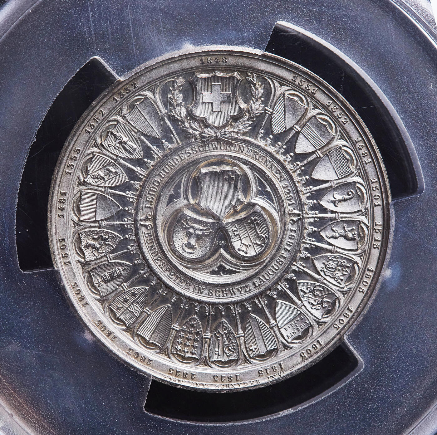 【俄甄集藏】满园春色-2026年(051)04-22星期三 晚 19:30 全场包邮 瑞士1891年纪念联邦成立600周年大银章，PCGS SP63，设计精美，类精制底板，经典品种，直径：50mm