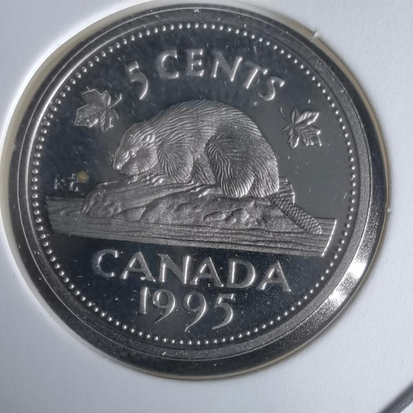 沼泽如烟--第1050场 加拿大1995年五分精制币
