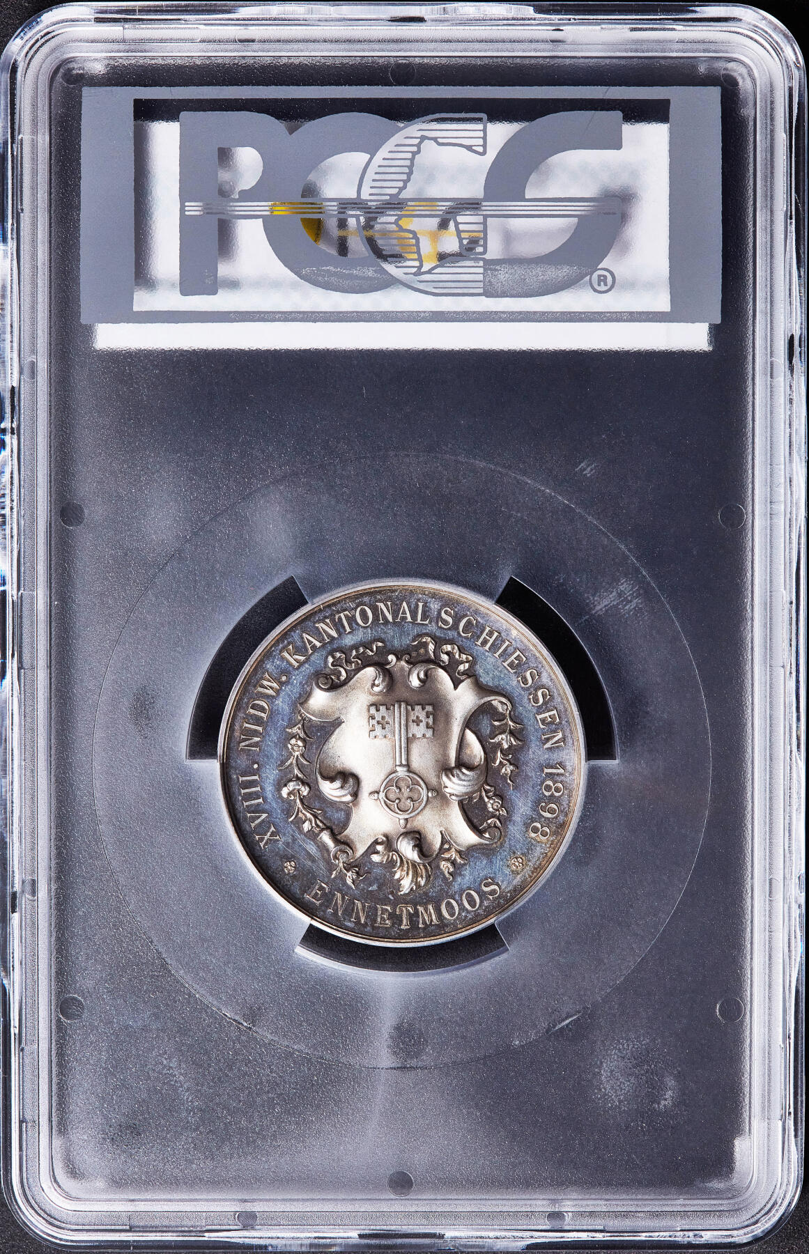 【俄甄集藏】满园春色-2026年(051)04-22星期三 晚 19:30 全场包邮 瑞士1898年纪念恩内特莫斯射击节大银章，PCGS SP64，黄油彩包浆，高浮雕，类精制底板，设计精美，稀少品种，直径：45mm