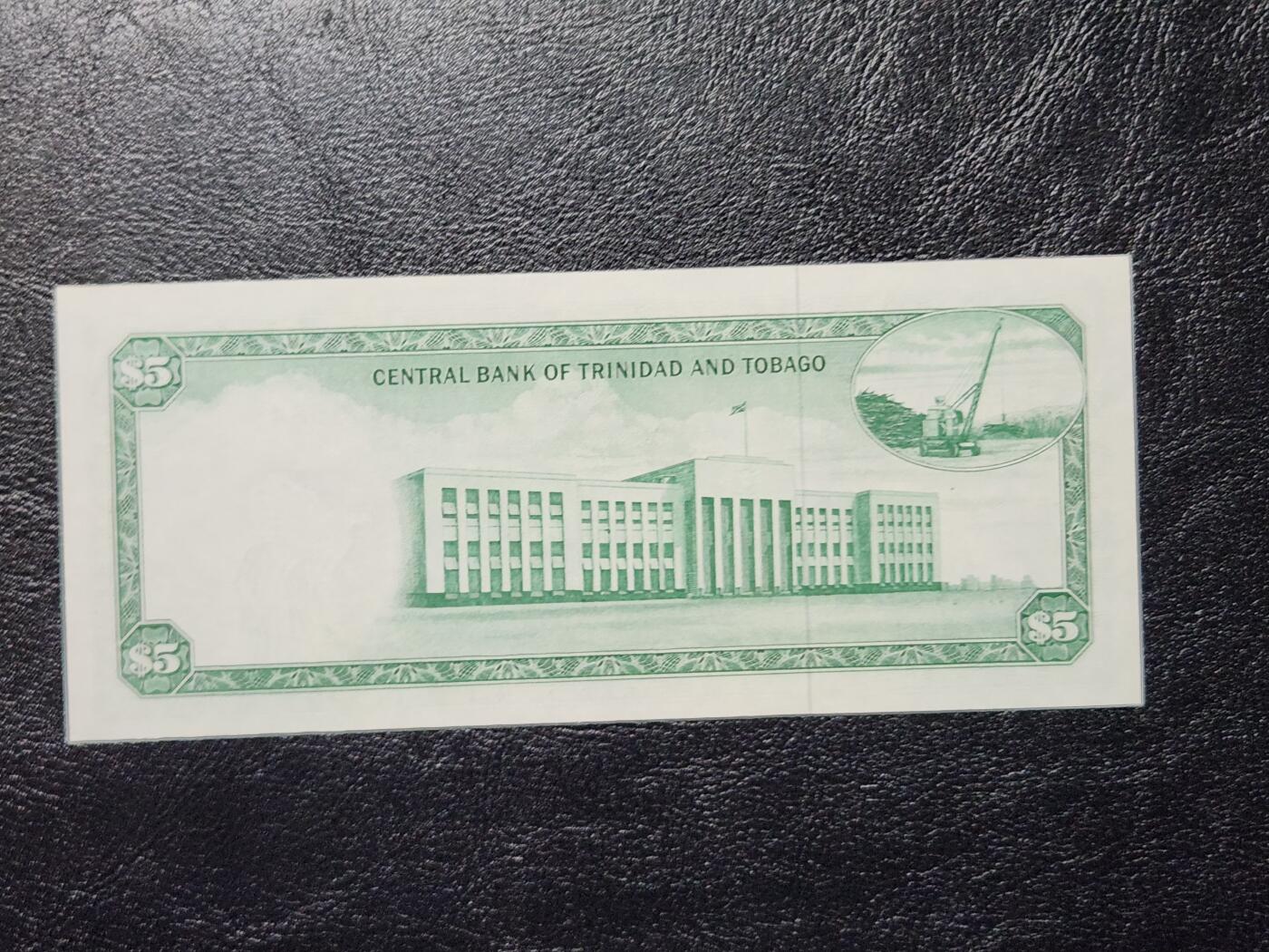 4月11号晚上8点 中外纸币自动截拍第55场 特立尼达和多巴哥5元纸币 1964-77年独立首版首签 新品
