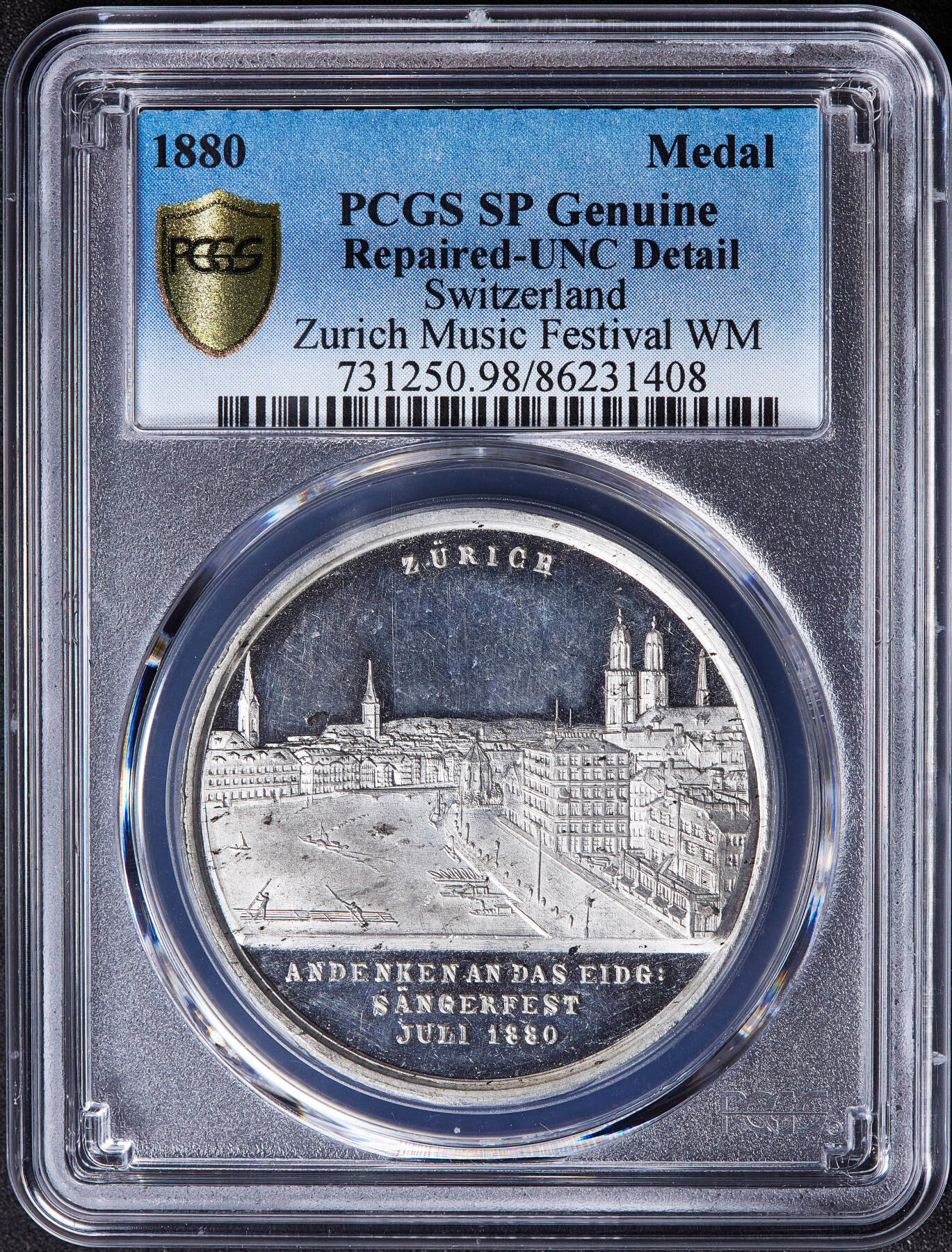 【俄甄集藏】满园春色-2026年(051)04-22星期三 晚 19:30 全场包邮 瑞士1880年城市景观苏黎世联邦歌唱节白色金属纪念章，PCGS UNCD，类精制底板，高浮雕，正面苏黎世利马特河沿岸城市景观，背面音乐女神，设计精美