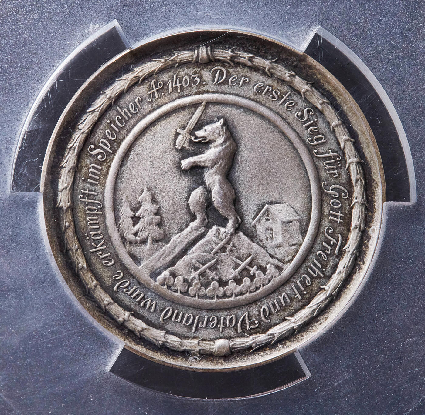 【俄甄集藏】满园春色-2026年(051)04-22星期三 晚 19:30 全场包邮 瑞士1903年纪念反抗哈布斯堡王朝弗格林塞格战役500周年大银章，PCGS SP63，黄油酱彩老包浆，高浮雕，设计精美，稀有品种，冠军分数，直径：45mm