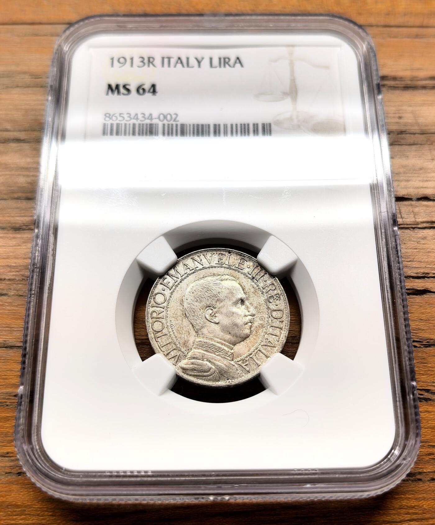 凡希社世界钱币微拍第三百二十二期 1913R意大利马车里拉NGC-MS64，圈版少很多。