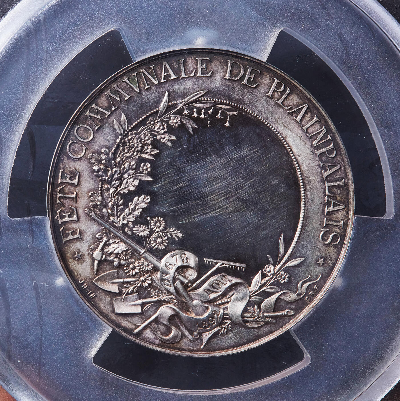 【俄甄集藏】满园春色-2026年(051)04-22星期三 晚 19:30 全场包邮 瑞士1892年纪念日内瓦-普兰帕莱市政节日大银章，PCGS SP62，设计精美，类精制底板，原味酱彩老包浆，季军，直径：50mm