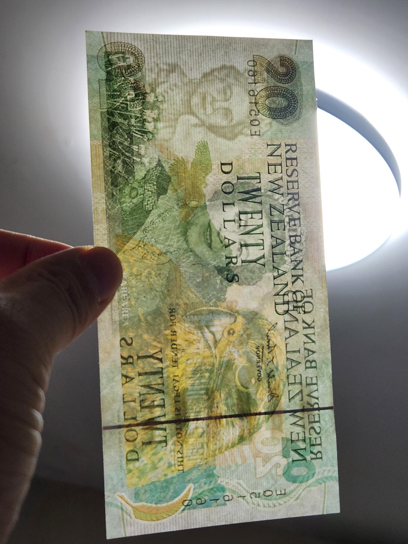 4月11号晚上8点 中外纸币自动截拍第55场 新西兰1994年20元纸币 几乎全新